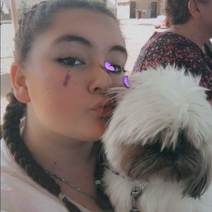 Meet your Posher, Emilie